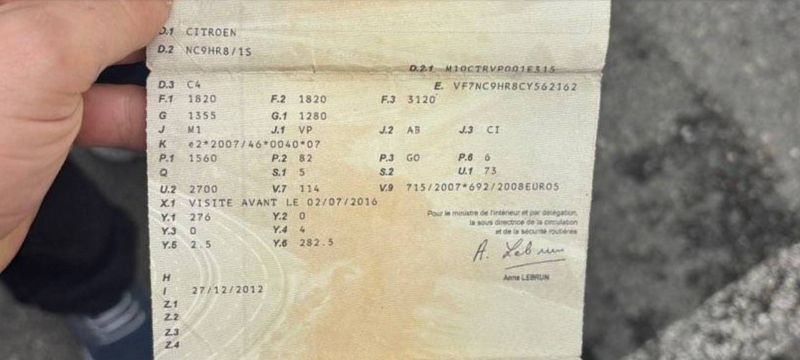 Citroen C4 1.6 e-HDi Confort — zdjęcie 15