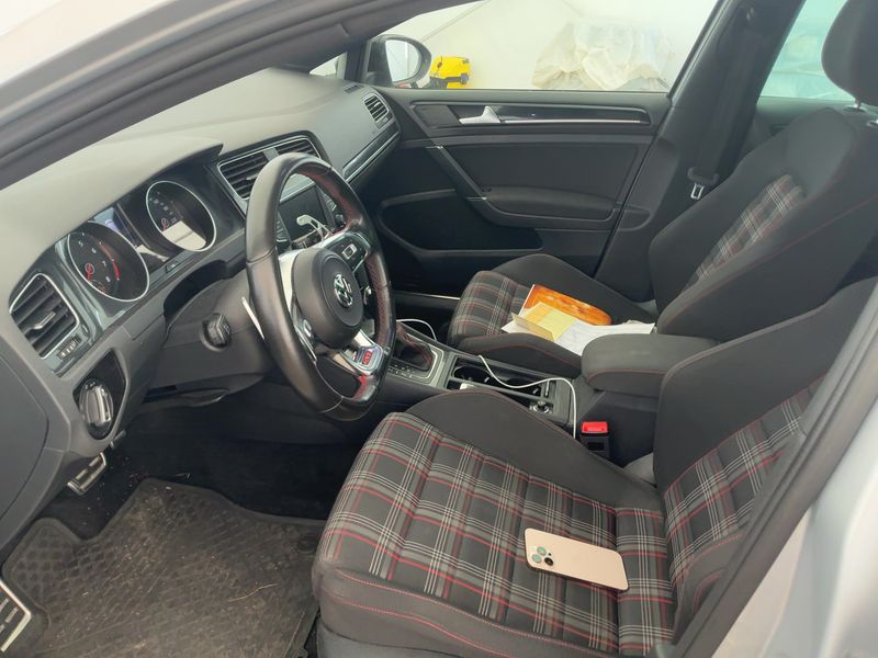 Volkswagen Golf VII 2.0 TFSI GTI "Performance" BlueMotion Tech — zdjęcie 11