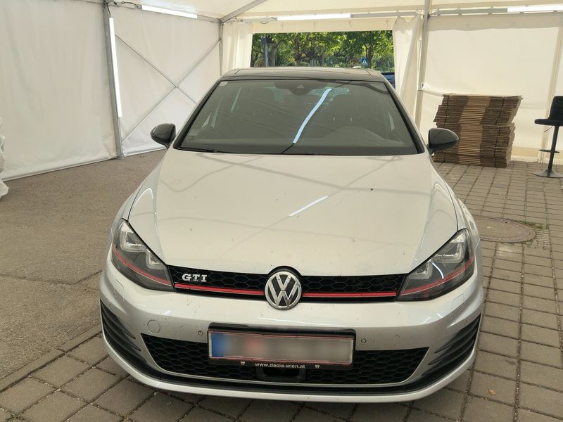 Volkswagen Golf VII 2.0 TFSI GTI "Performance" BlueMotion Tech — zdjęcie 9