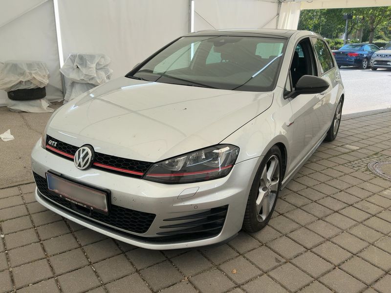 Volkswagen Golf VII 2.0 TFSI GTI "Performance" BlueMotion Tech