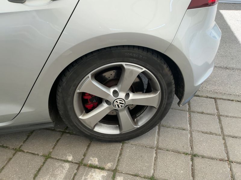 Volkswagen Golf VII 2.0 TFSI GTI "Performance" BlueMotion Tech 2016 – снимка 5