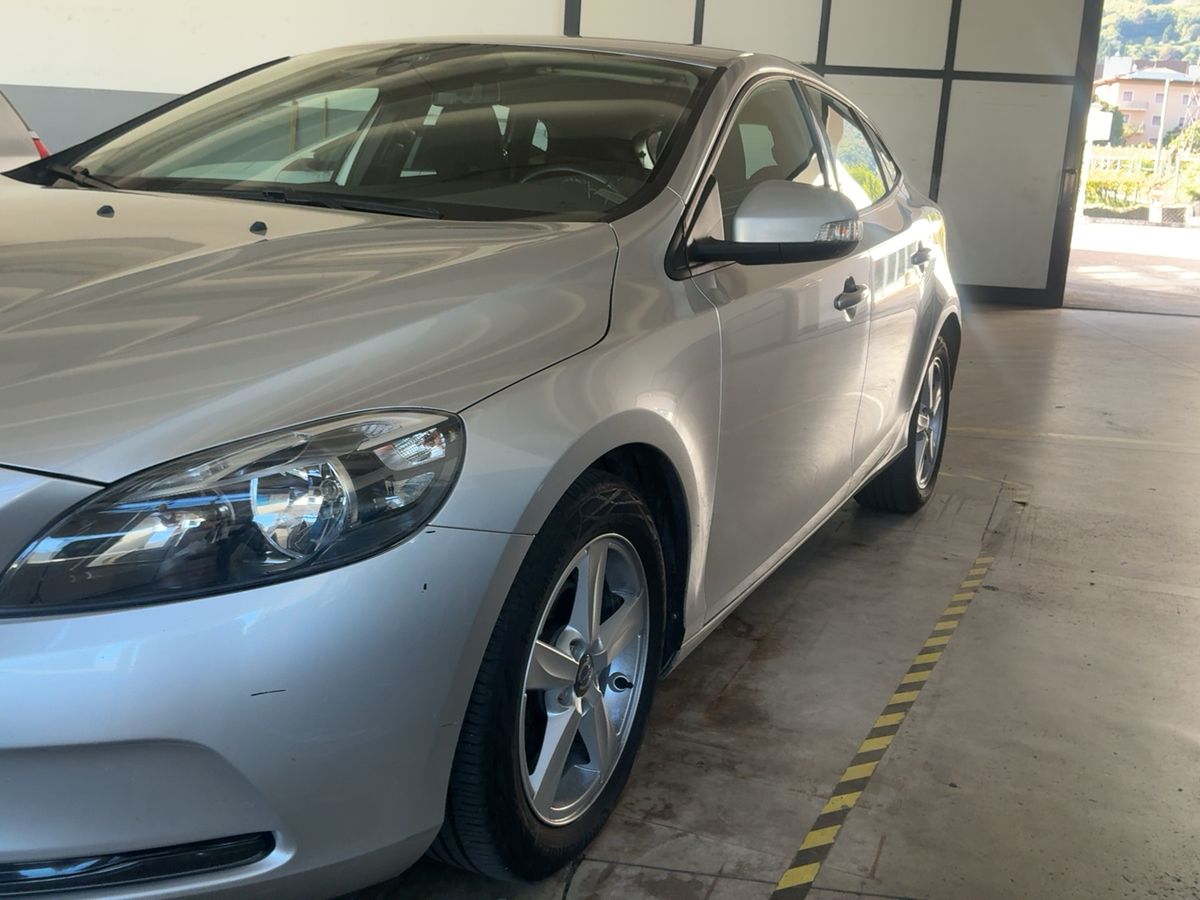 Volvo V40 1.6 D2 Kinetic