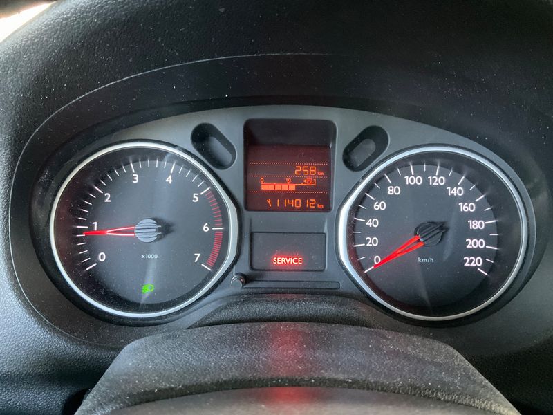 Citroen C-Elysée 1.2 PureTech Selection — zdjęcie 4