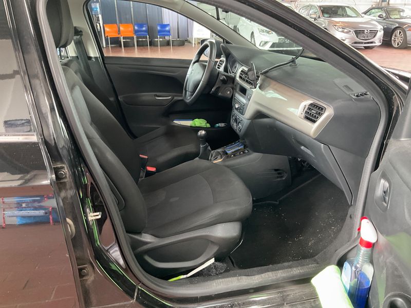 Citroen C-Elysée 1.2 PureTech Selection — zdjęcie 3