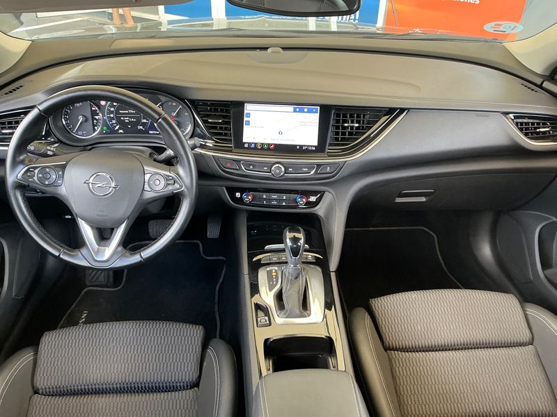 Opel Insignia Grand Sport 2.0 Turbo Business Elegance — zdjęcie 12