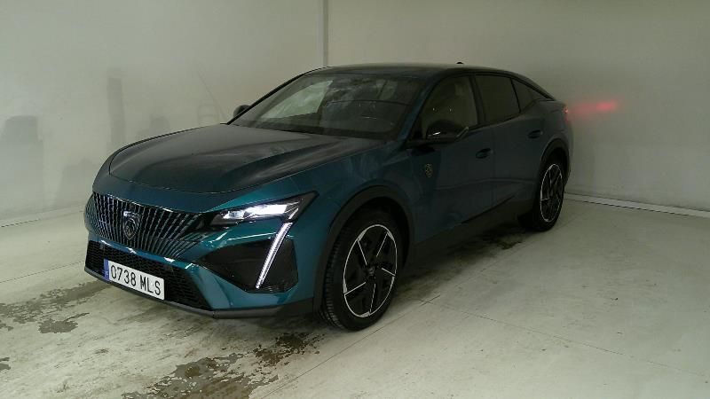 Peugeot 408 2023