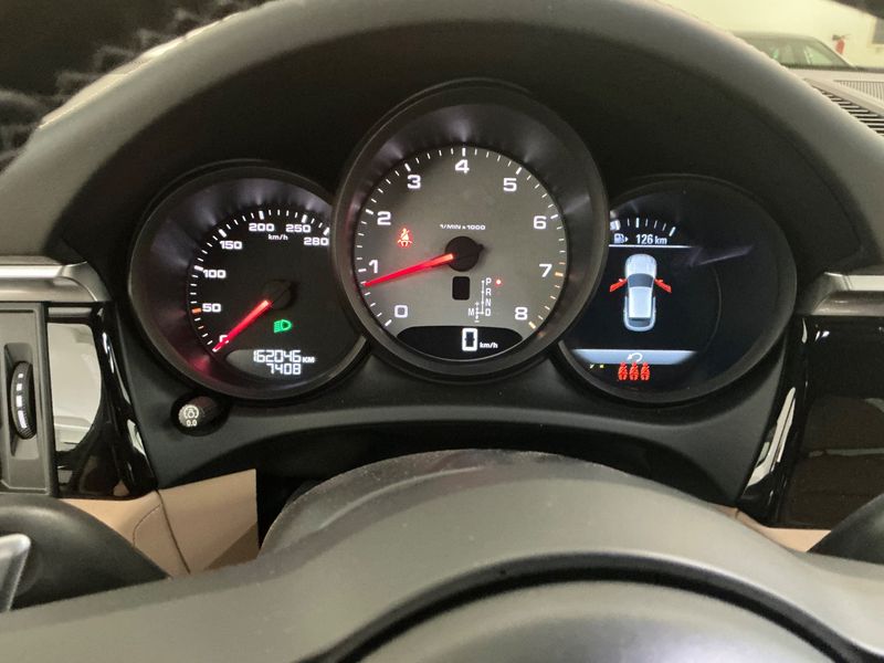Porsche Macan S — zdjęcie 13