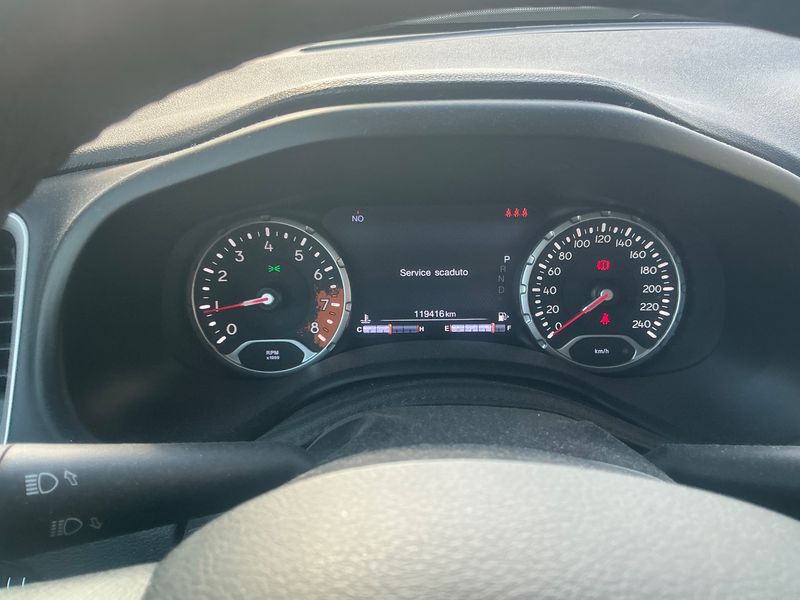 Jeep Renegade 1.4 M-Air Limited 4WD — zdjęcie 13