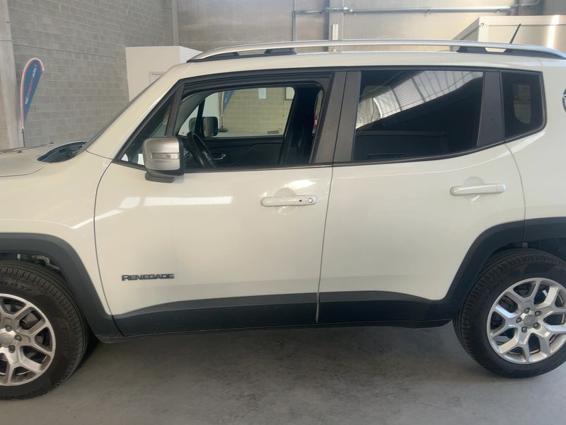 Jeep Renegade 1.4 M-Air Limited 4WD — zdjęcie 4