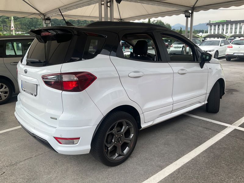 Ford EcoSport 1.0 EcoBoost ST-Line — zdjęcie 6