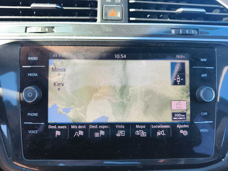 Volkswagen Tiguan 2.0 TDI Advance BlueMotion Tech — zdjęcie 13