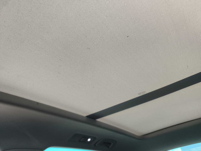 Volkswagen Tiguan 2.0 TDI Advance BlueMotion Tech — zdjęcie 16