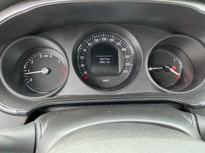 Renault Megane 1.3 TCe Life — zdjęcie 13