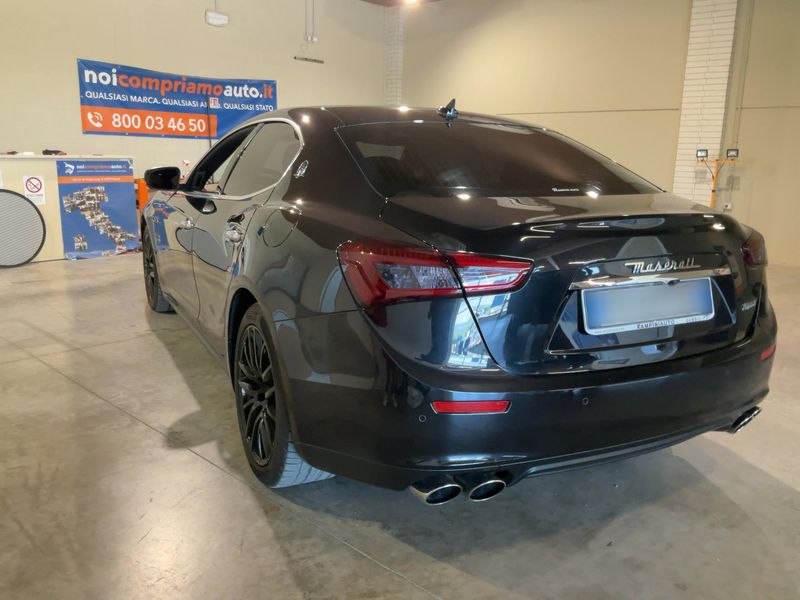 Maserati Ghibli 3.0 V6 Diesel — zdjęcie 3
