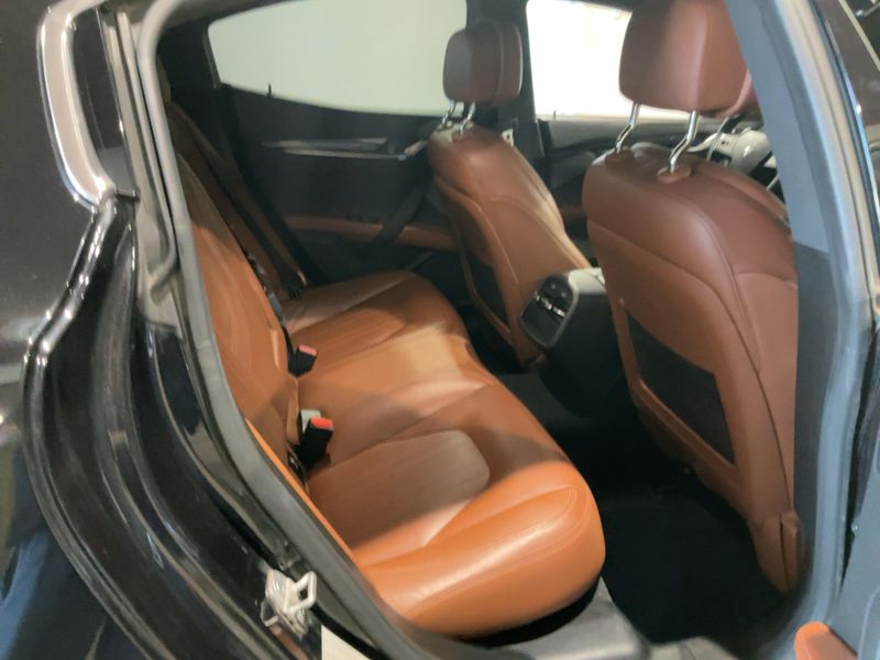 Maserati Ghibli 3.0 V6 Diesel — zdjęcie 14