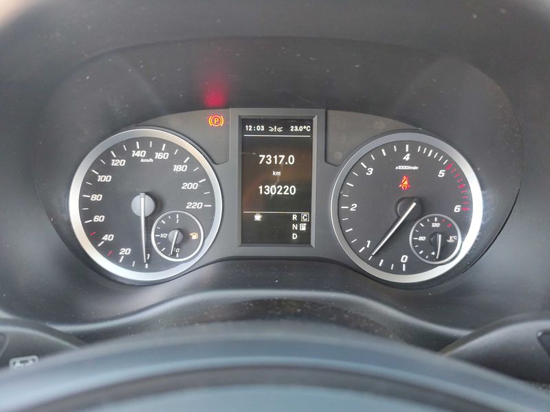 Mercedes-Benz Vito Tourer 114 CDI Select kompakt — zdjęcie 12