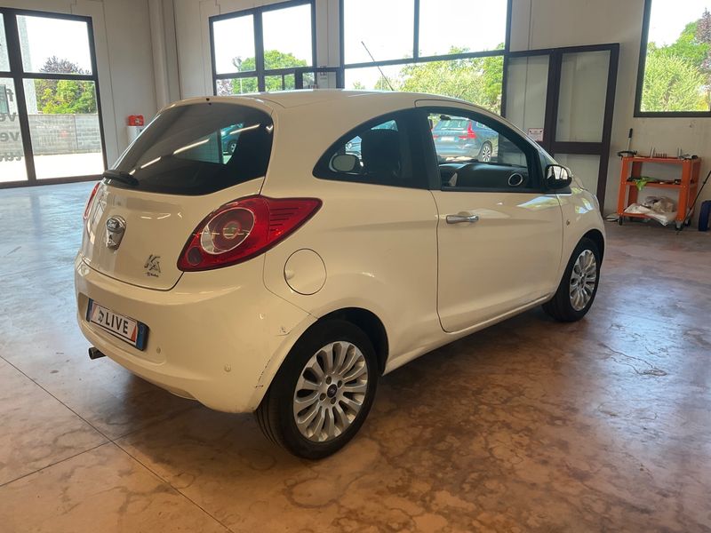 Ford Ka 1.2 Titanium — zdjęcie 2