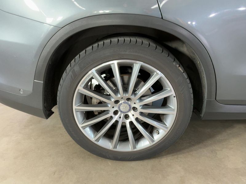 Mercedes-Benz GLC-Klasse GLC 220 4Matic AMG Line 2016 – снимка 9