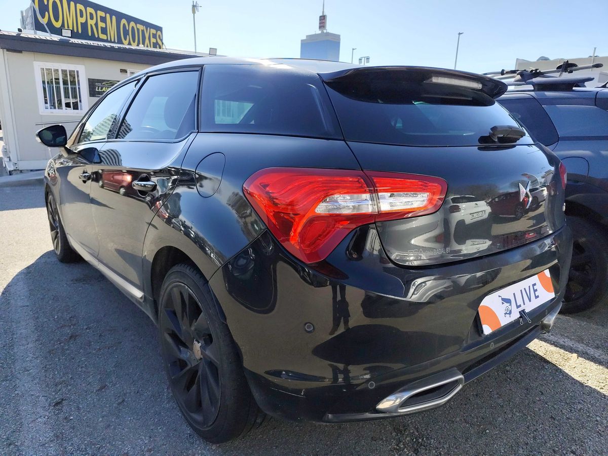 DS Automobiles 2017 — photo 4