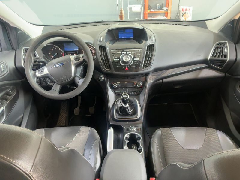 Ford Kuga 2.0 TDCi Titanium 2013 – снимка 17