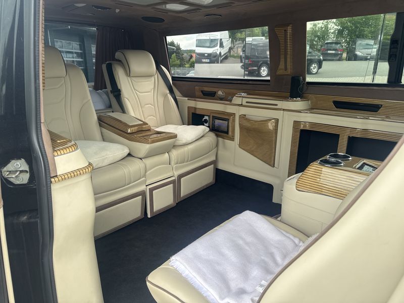 Volkswagen T6 Kombi 2.0 TDI lang FWD — zdjęcie 13