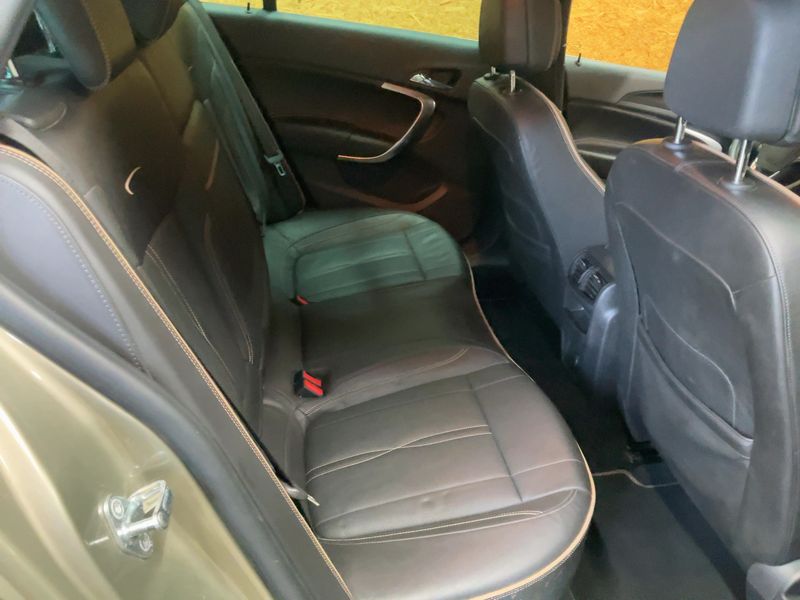 Opel Insignia Country Tourer 2.0 CDTI Basis 4x4 ecoFlex — zdjęcie 14