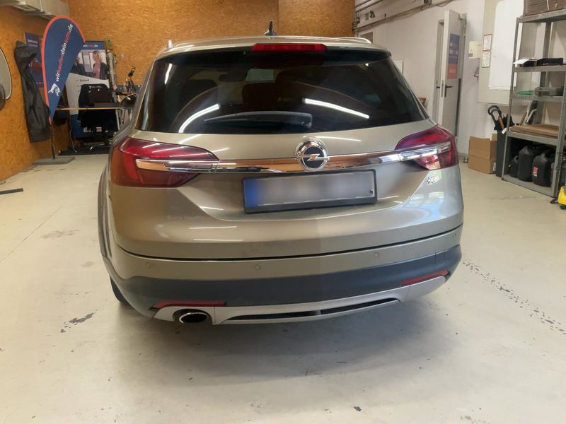 Opel Insignia Country Tourer 2.0 CDTI Basis 4x4 ecoFlex — zdjęcie 5