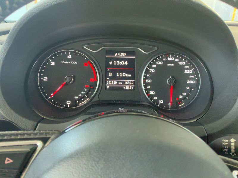 Audi A3 2.0 TDI quattro S line Sportpaket — zdjęcie 13