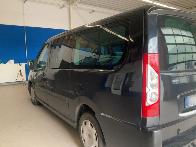 Fiat Scudo 2.0 JTDM Panorama Family L2H1 130 Multijet — zdjęcie 3