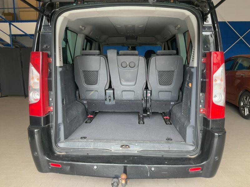 Fiat Scudo 2.0 JTDM Panorama Family L2H1 130 Multijet — zdjęcie 10
