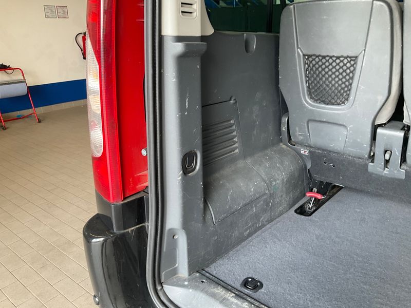 Fiat Scudo 2.0 JTDM Panorama Family L2H1 130 Multijet 2014 – снимка 21