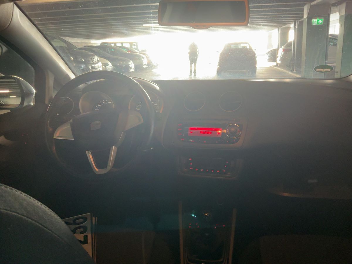 Seat Ibiza 2012 — photo 19