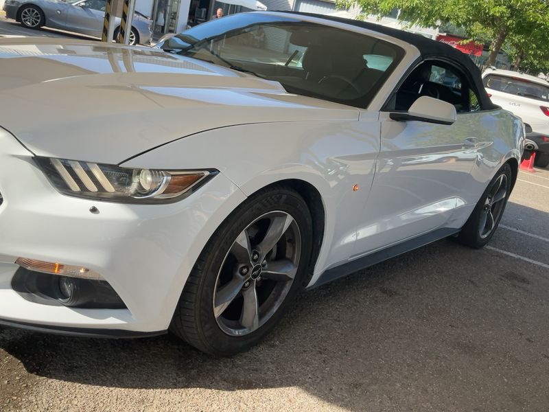 Ford Mustang 5.0 Ti-VCT V8 GT Convertible — zdjęcie 2