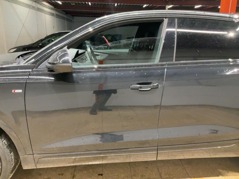 Audi Q8 55 TFSI quattro — zdjęcie 4