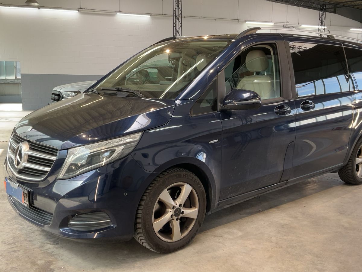 Mercedes-Benz V-Klasse 2017 — photo 1