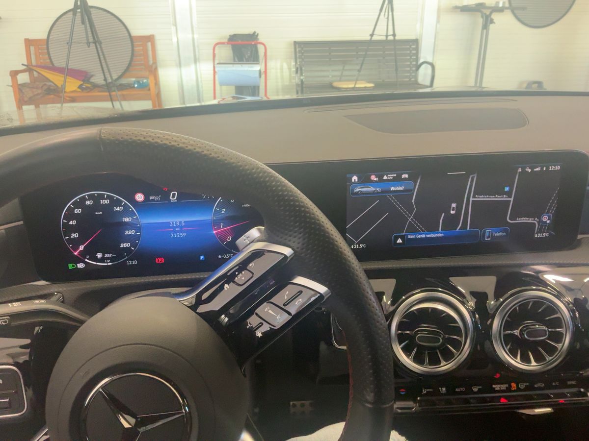 Mercedes-Benz CLA-Klasse 2024 — photo 19