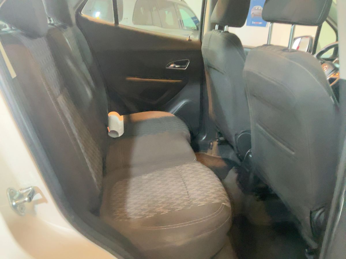 Opel Mokka 2015 — photo 20