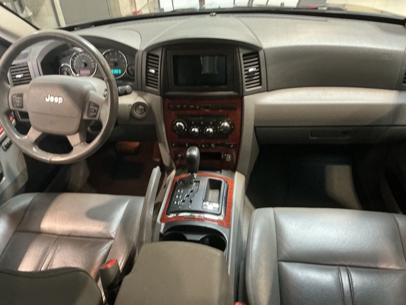 Jeep Grand Cherokee 3.0 CRD Limited — zdjęcie 12