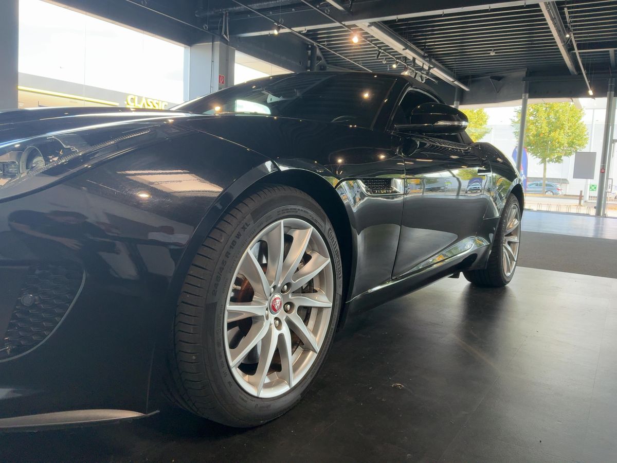 Jaguar F-TYPE 3.0 V6