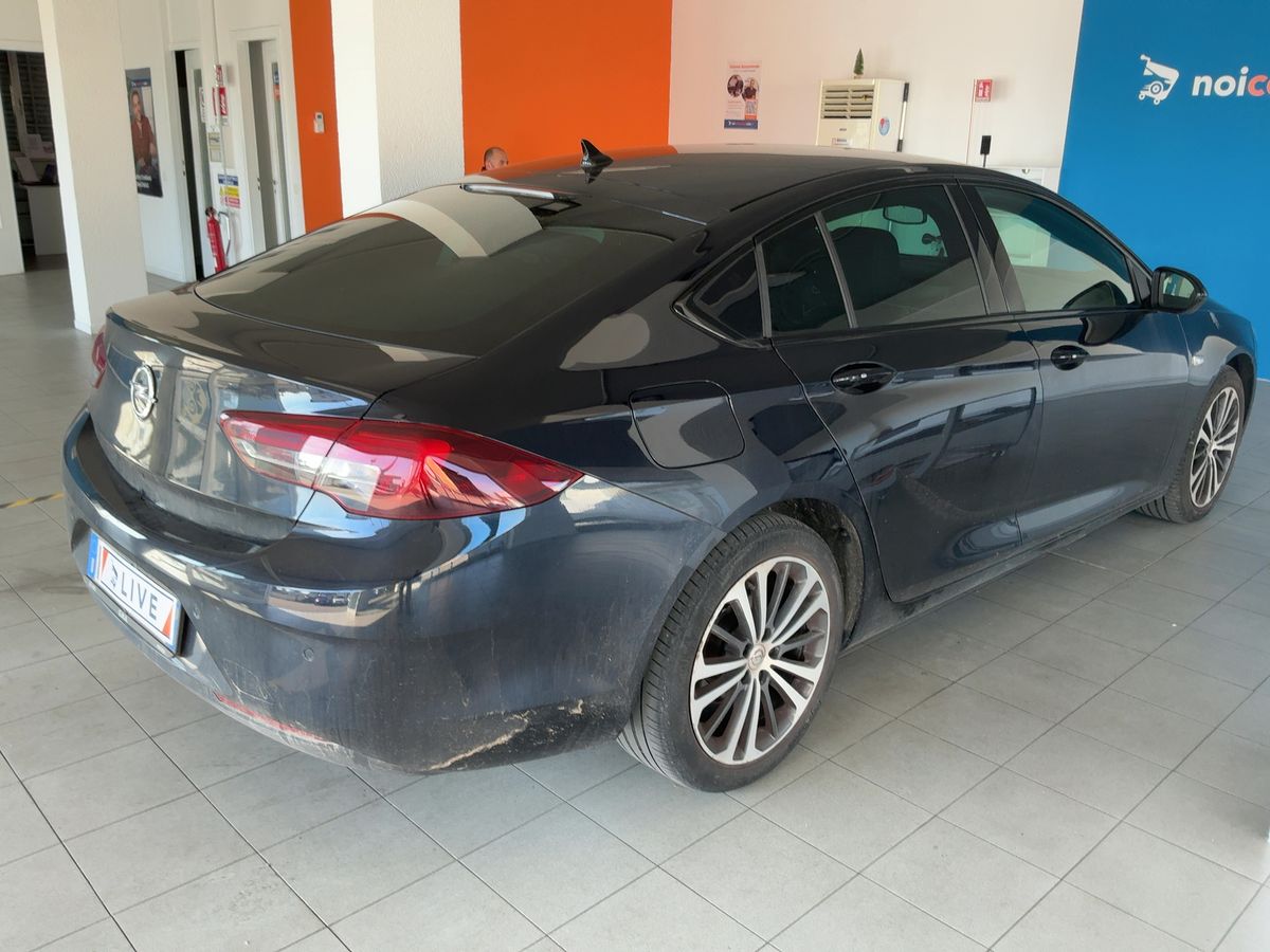 Opel Insignia 2019 — photo 9