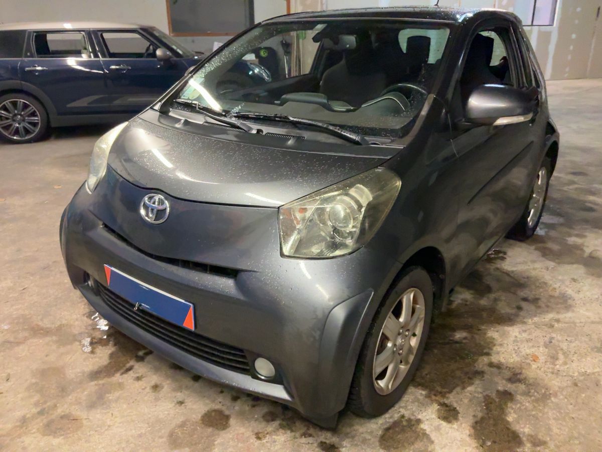 Toyota iQ 1.0 VVT-i Sol