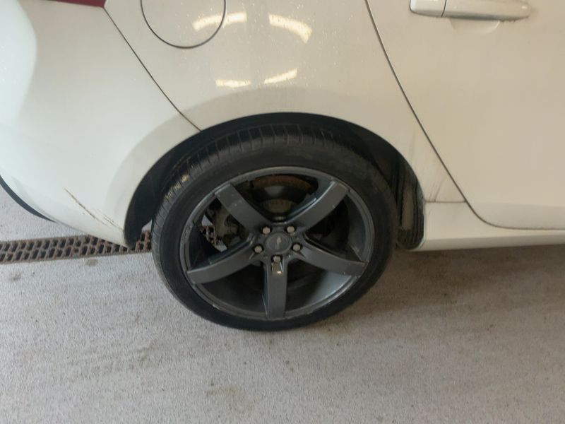 Volvo V40 1.6 D2 Momentum 2013 – снимка 9