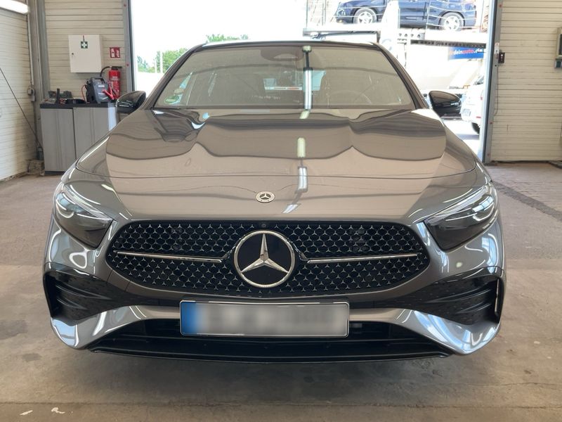 Mercedes-Benz A-Klasse A 250 Mild-Hybrid 4Matic AMG Line 2023 – снимка 14