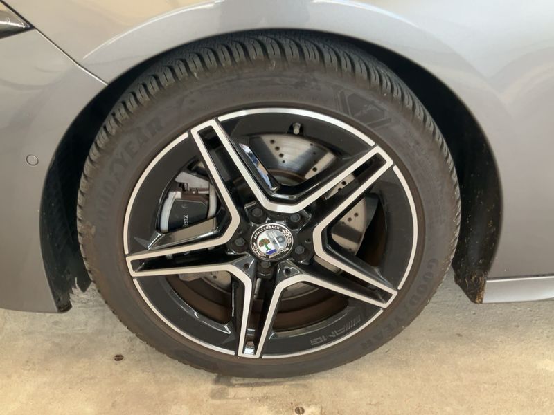 Mercedes-Benz A-Klasse A 250 Mild-Hybrid 4Matic AMG Line 2023 – снимка 3