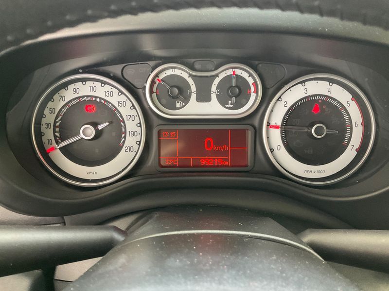 Fiat 500L 1.6 JTDM Lounge — zdjęcie 13