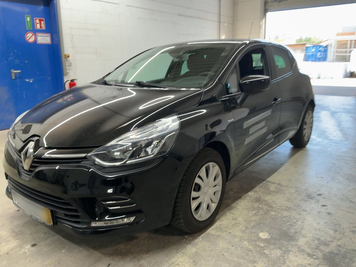 Renault Clio 2019 — photo 1