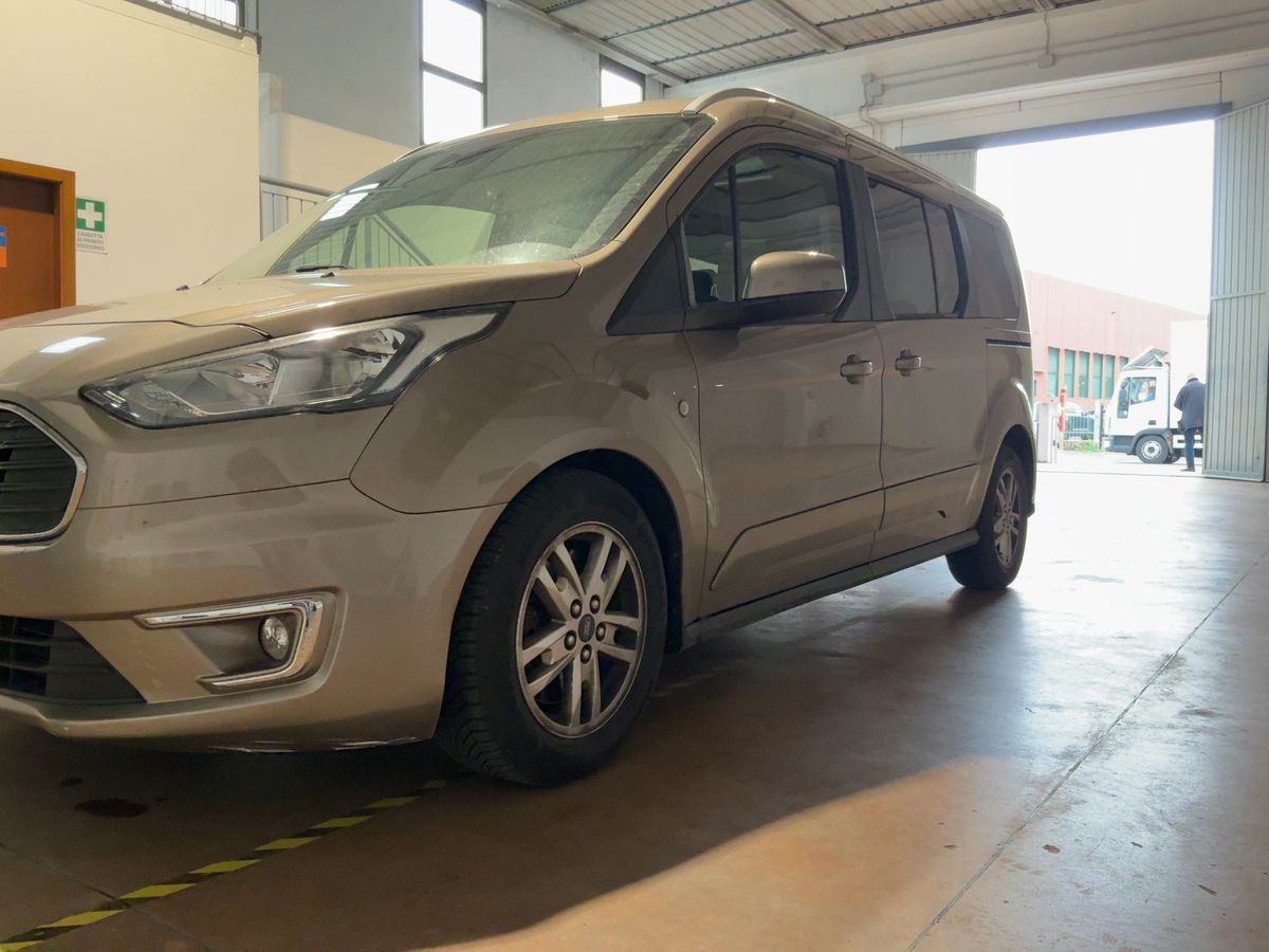 Ford Grand d'occasion