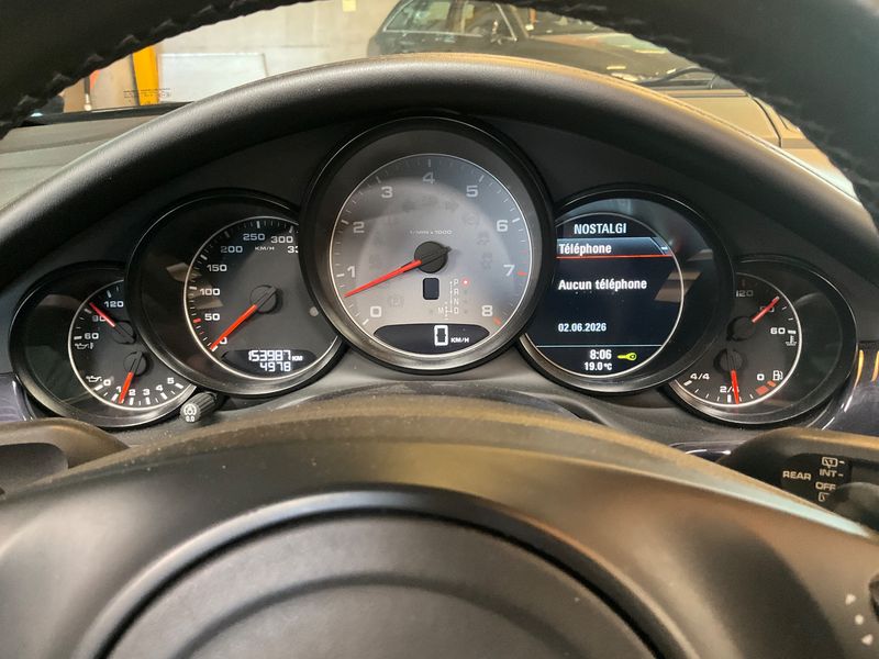 Porsche Panamera 4S — zdjęcie 13