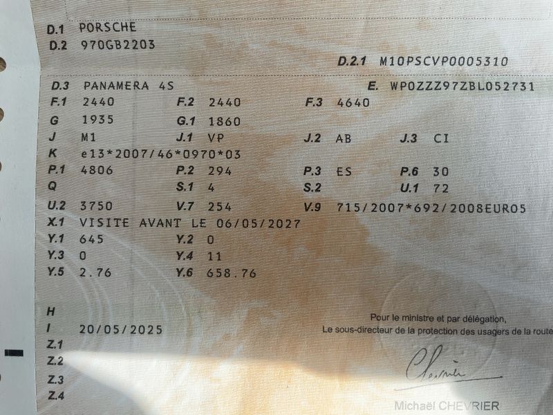 Porsche Panamera 4S — zdjęcie 15