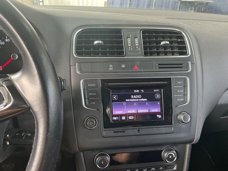 Volkswagen Polo 1.2 TSI Comfortline BlueMotion Tech 2014 – снимка 3